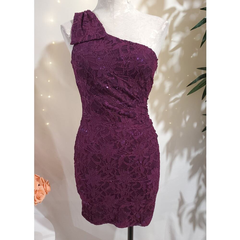 Vtg City Triangles One Shoulder Lace Sequin Bodycon Dress Size 3 Cocktail Purple